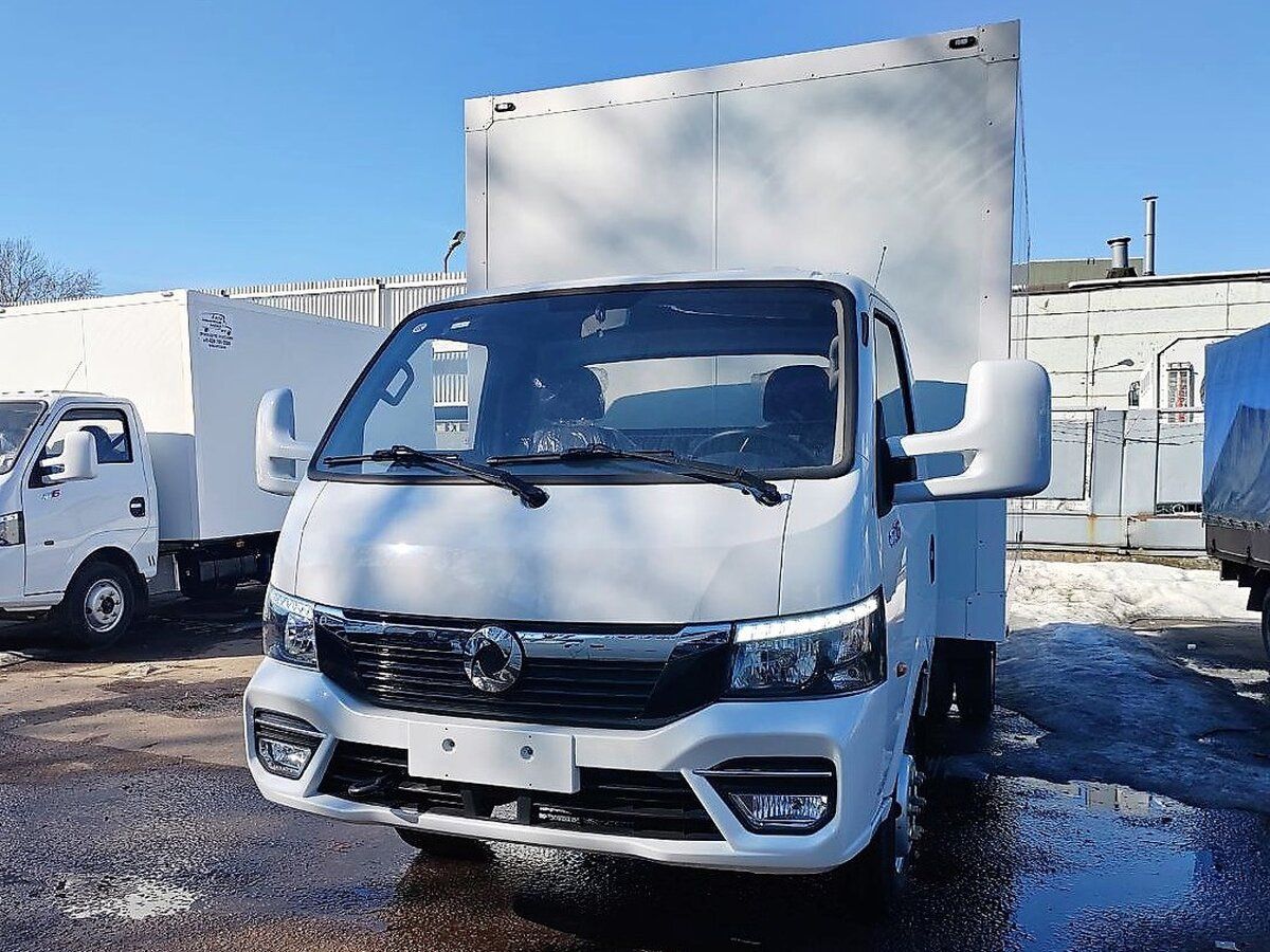 Dongfeng Q35L