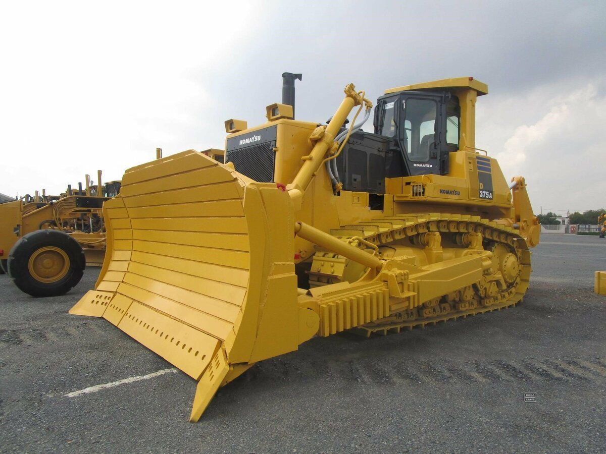 Komatsu D375