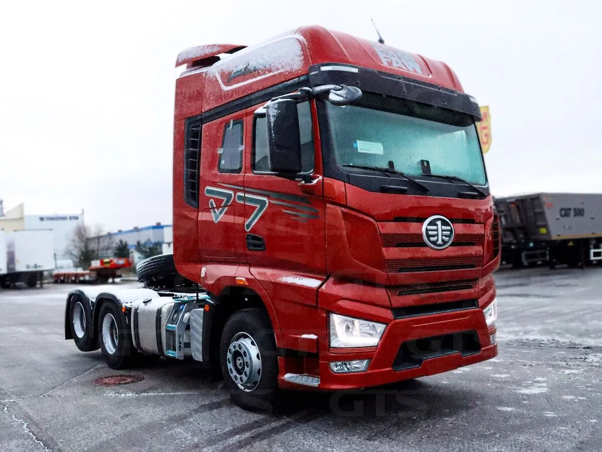 FAW J7