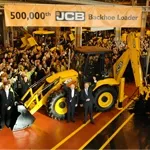 Компания JCB выпустила полмиллиона машин и не останавливается на достигнутом