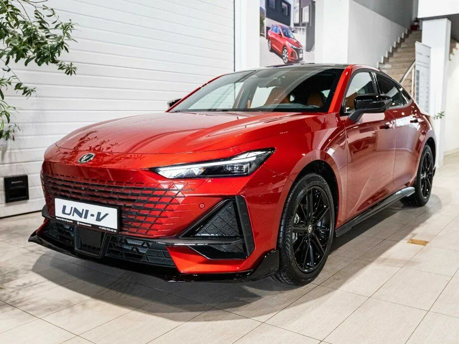 Changan UNI-V