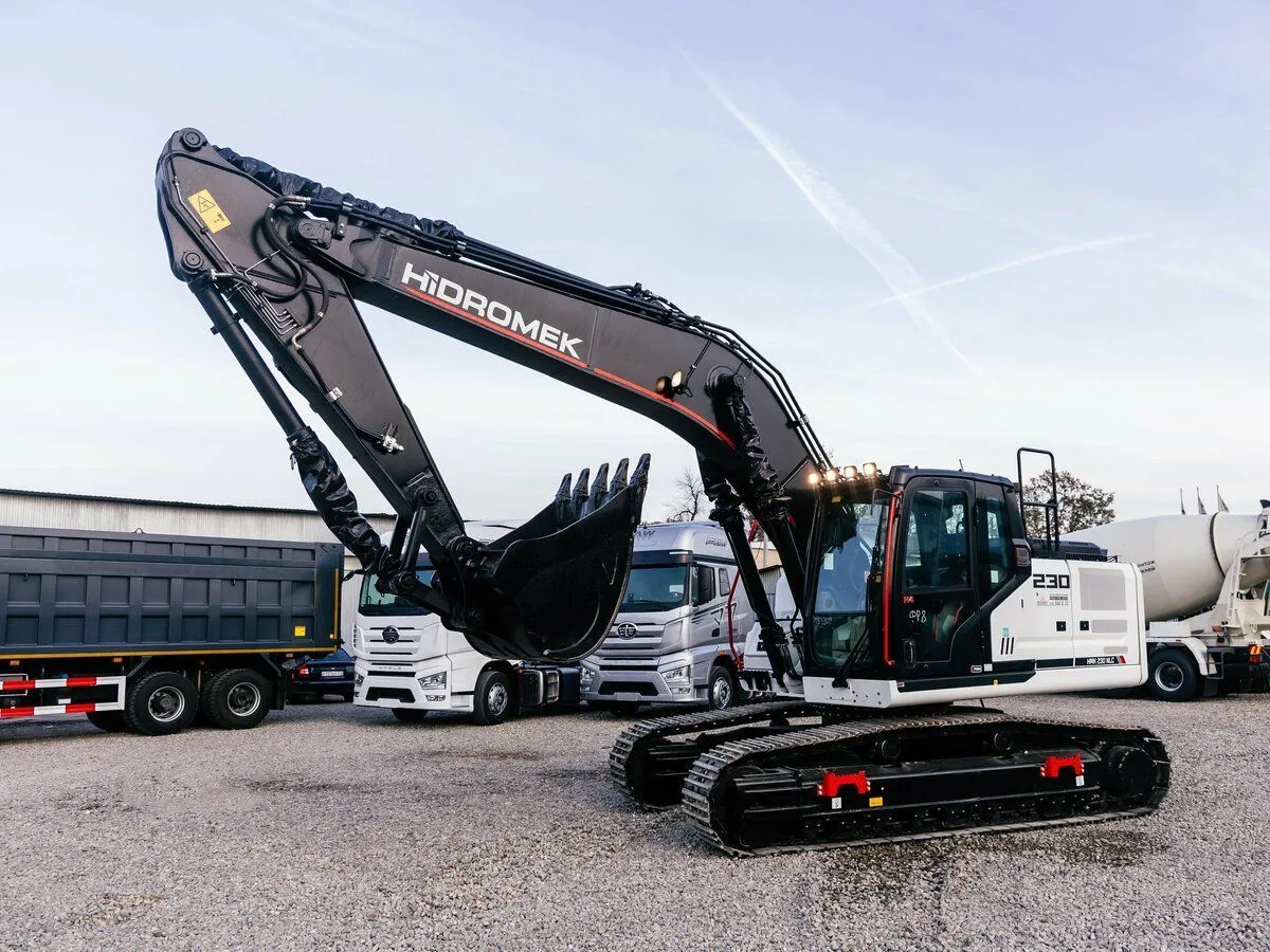 Hidromek HMK 230 LC