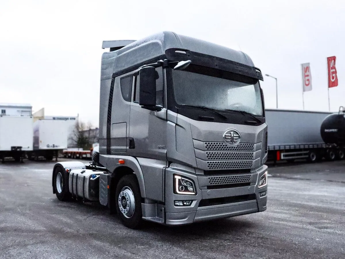 FAW J7