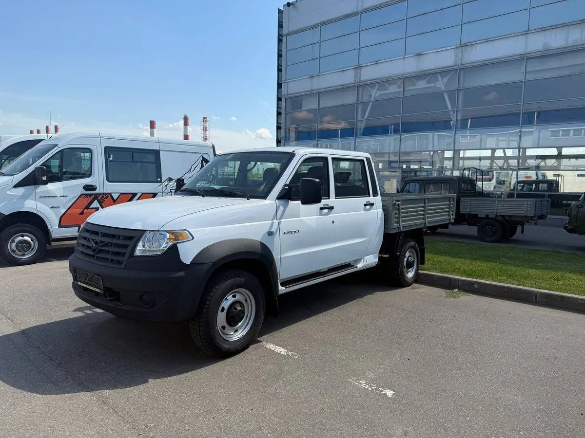 УАЗ Профи (двухрядная кабина)