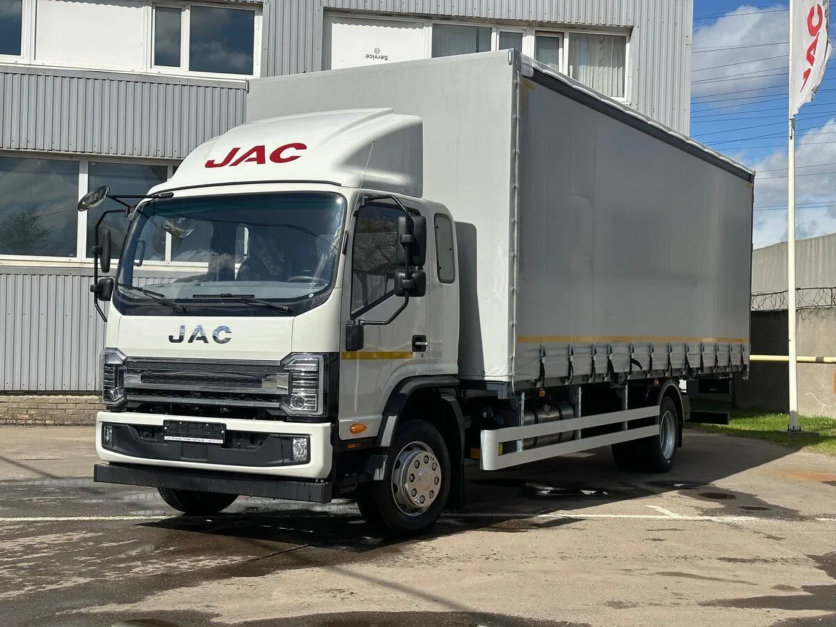 JAC N120
