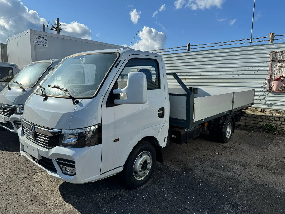 Dongfeng Q35L