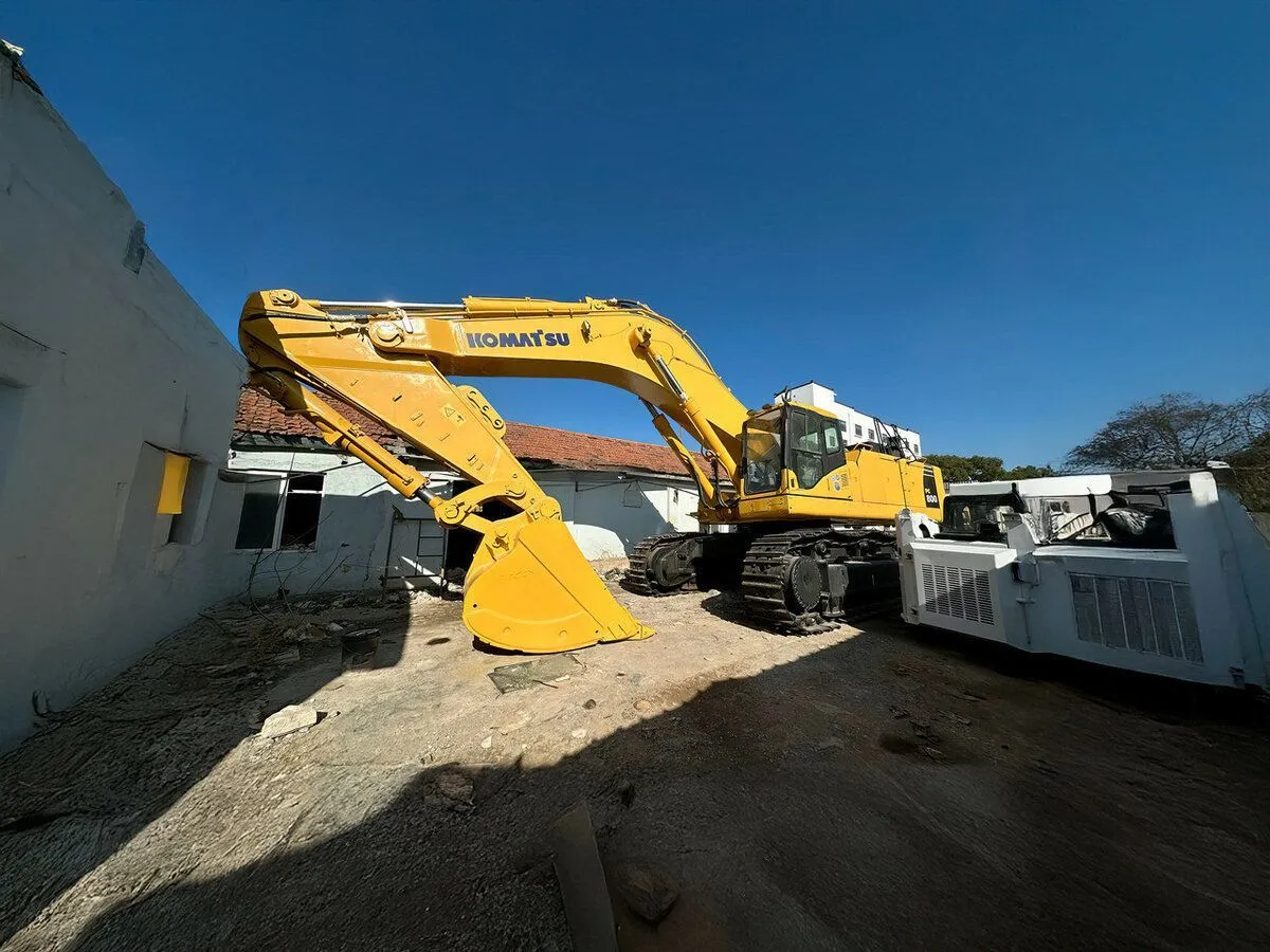 Komatsu PC800