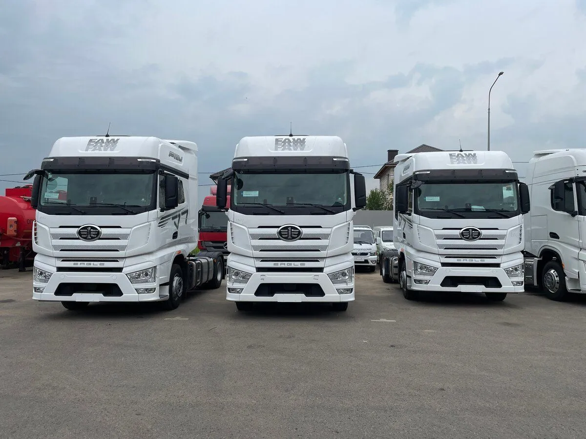 FAW J7