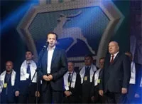 Горьковский автозавод в день празднования 80-летия предприятия.