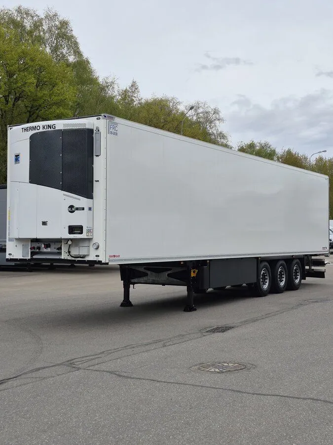 Schmitz Cargobull SKO