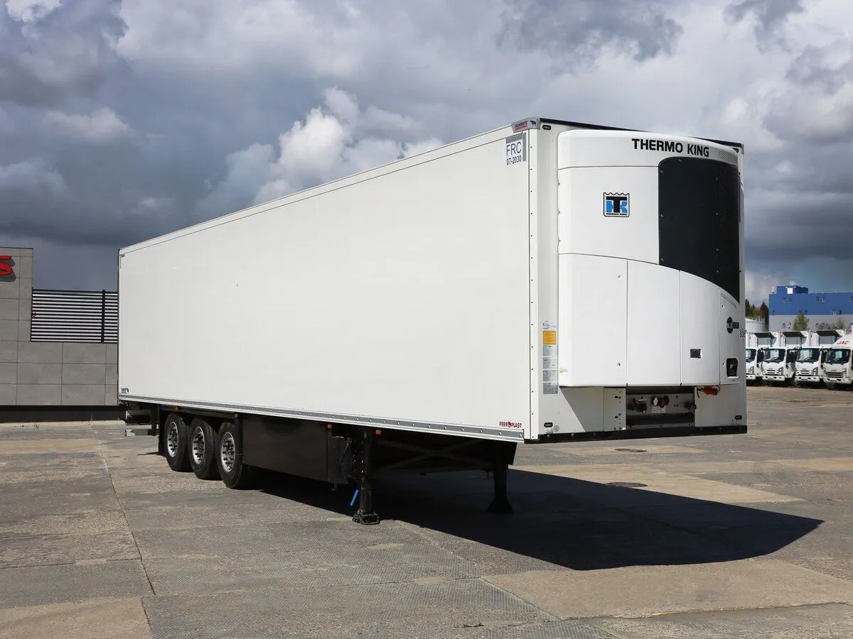 Schmitz Cargobull SKO