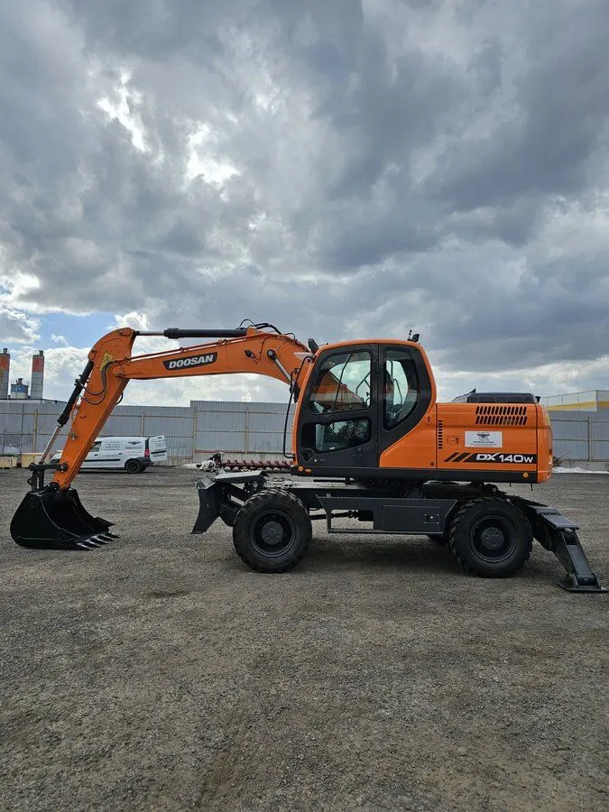 Doosan DX