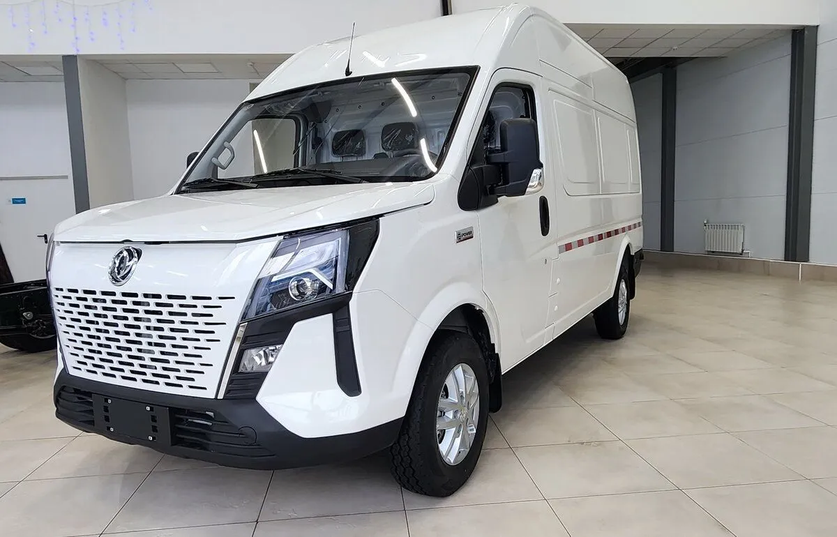 Dongfeng K33